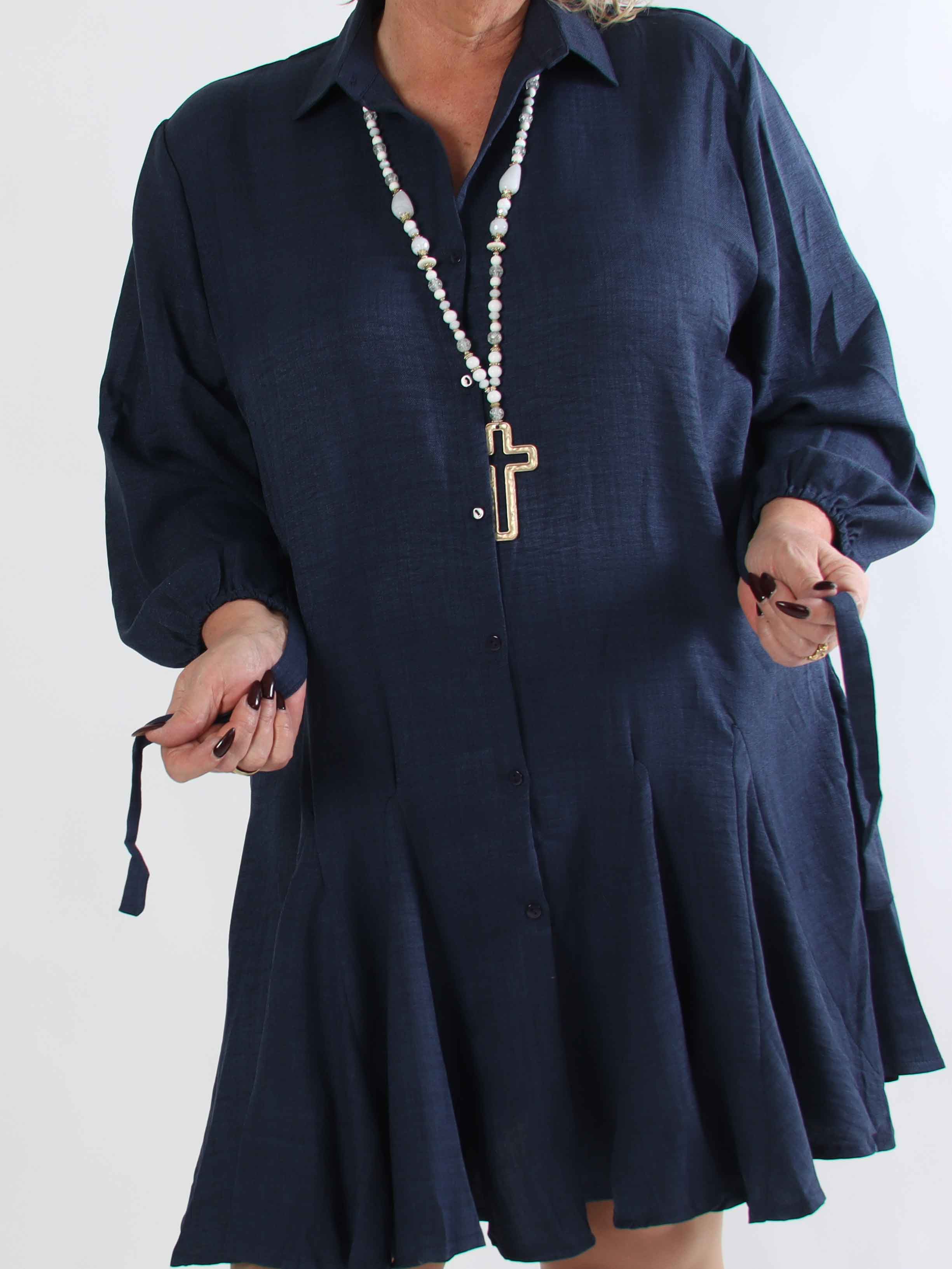 Pil - Sød skjortekjole med flæsekant forneden